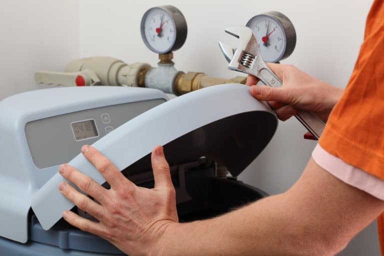 Maintaining water softener