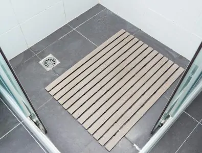 Rubber shower mat