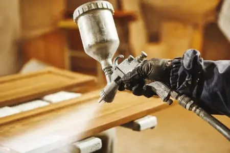 Staining wood with white airless spray gun