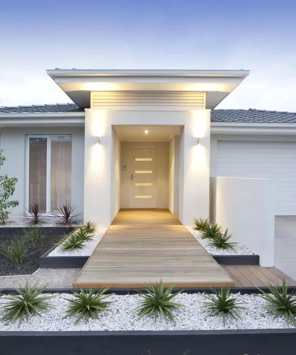 White contemporary house exterior vertical