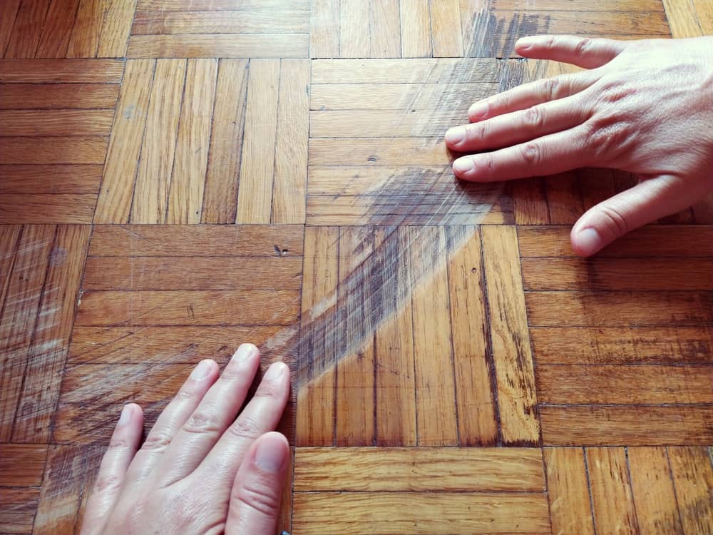 Fix Scratches On A Laminate Floor, How To Repair A Surface Scratch On Laminate Flooring